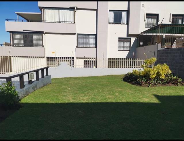 3 BEDROOM APARTMENT FOR SALE IN MANABA BEACH
